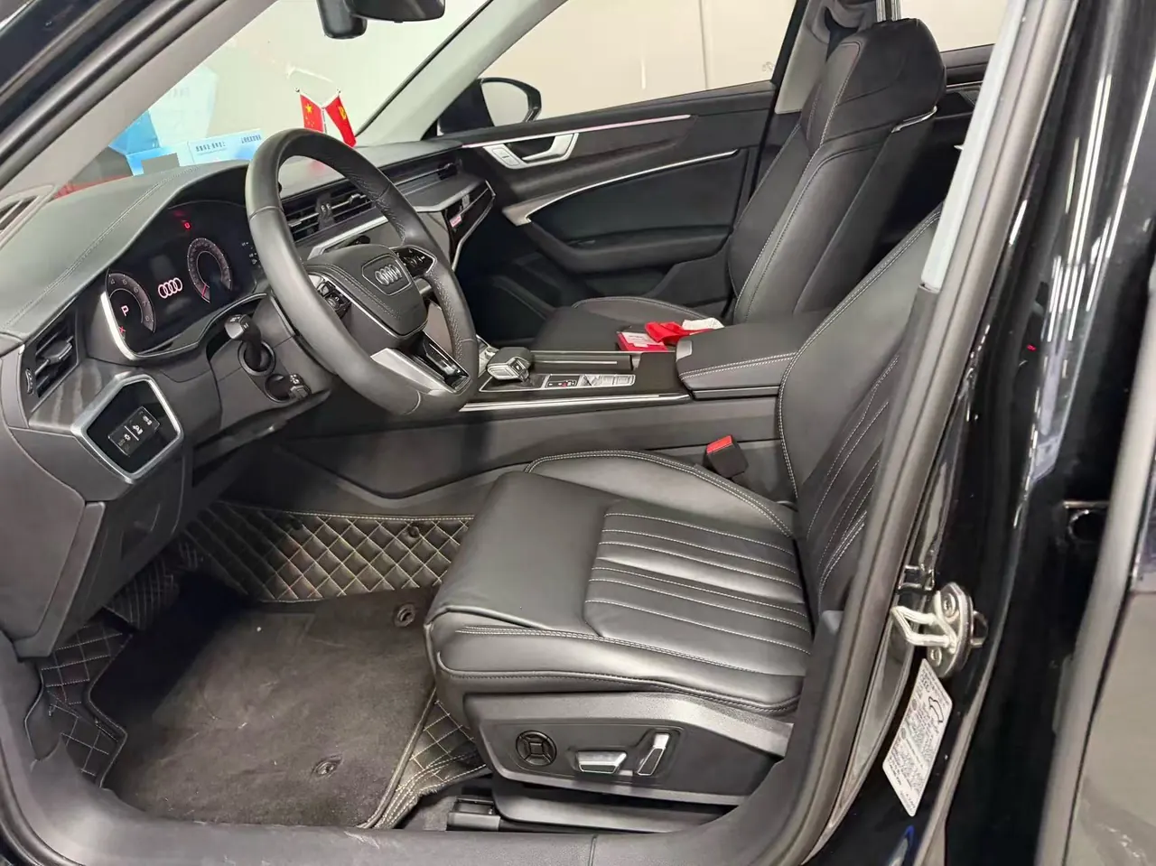 Audi 2024 A6L 2.0TFSI 45TFSI Quattro Selected Elegant Automatic Gear 2