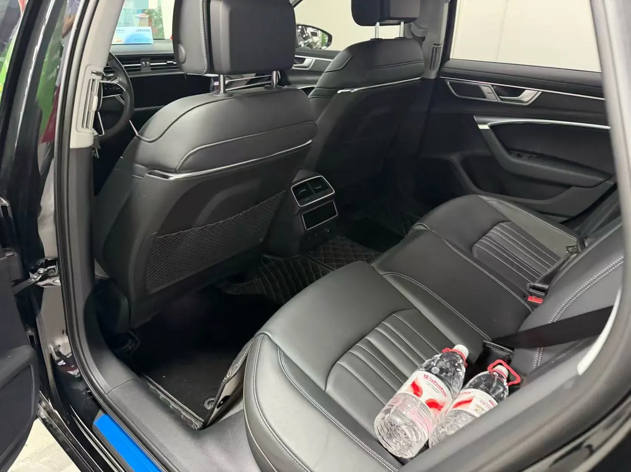 Audi 2024 A6L 2.0TFSI 45TFSI Quattro Selected Elegant Automatic Gear 3