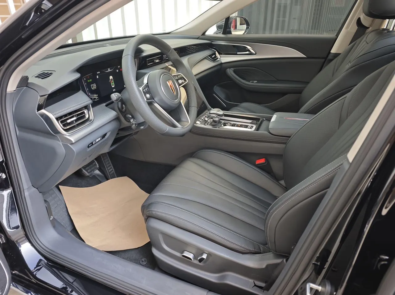 HongQi 2023 H5 2.0T Zhilian Flag Edition Automatic Gear 4