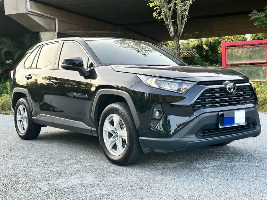Toyota 2024 RAV4 Rongbo 2.0 Stepless Two-Drive City Edition Automatic Gear 3