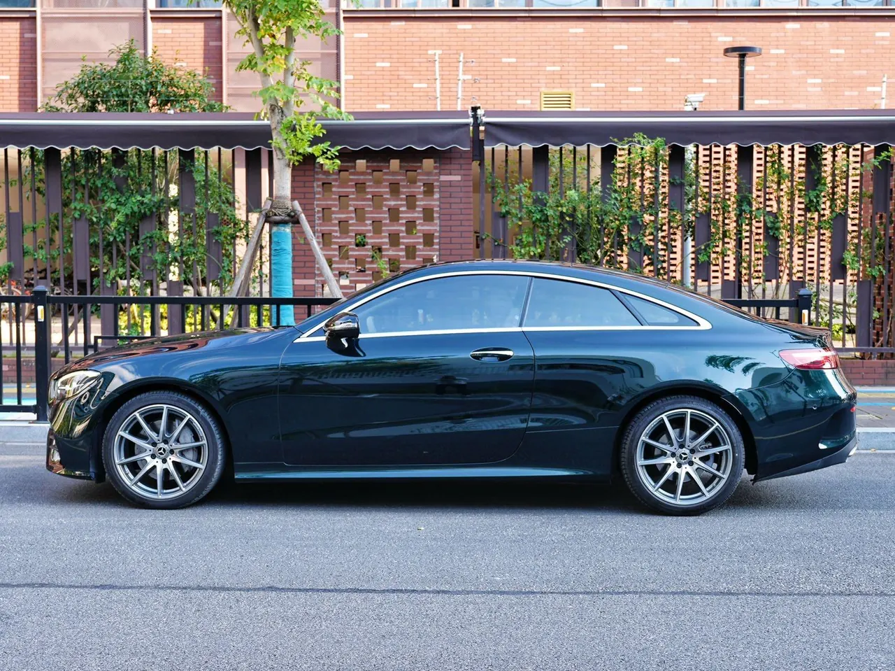 Mercedes Benz Class E (Imported) 2021 E 260 Coupe 2.0T (Modified) Automatic Gear 3