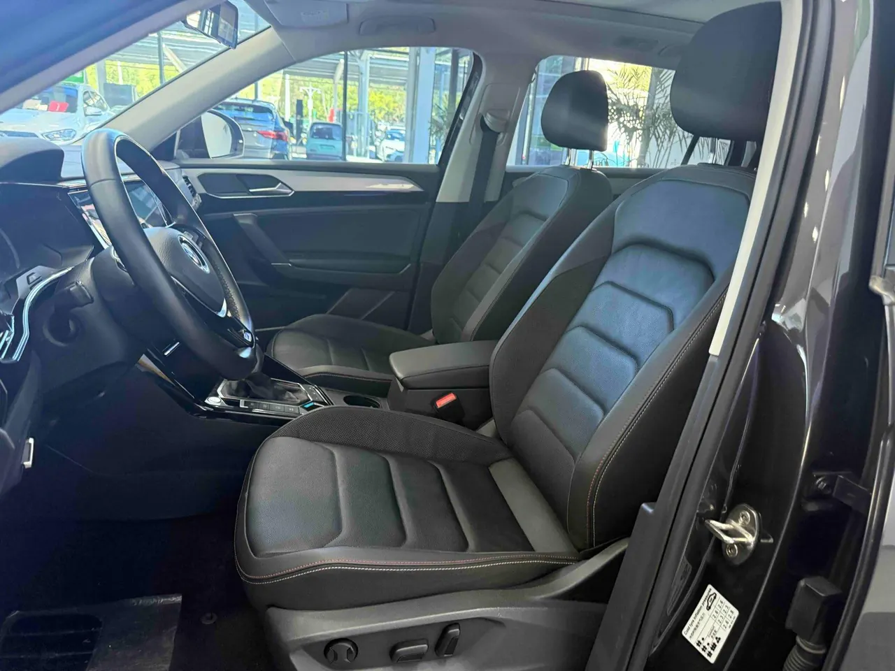 Volkswagen 2022 Tanyue 1.4TSI 280TSI Two-Drive Deluxe Smart Joint Edition Automatic Gear 4