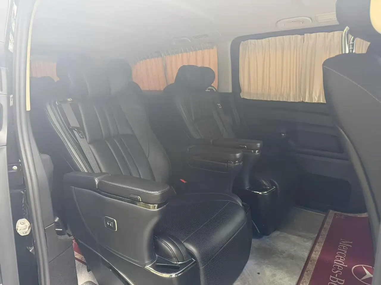 Mercedes Benz 2024 Vito 2.0T Business Edition 7-seat Automatic Gear 4