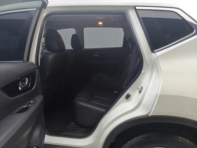 Nissan 2022 Qijun Glory 2.0 Stepless Two-Drive Smart Joint Premium Edition Automatic Gear 14