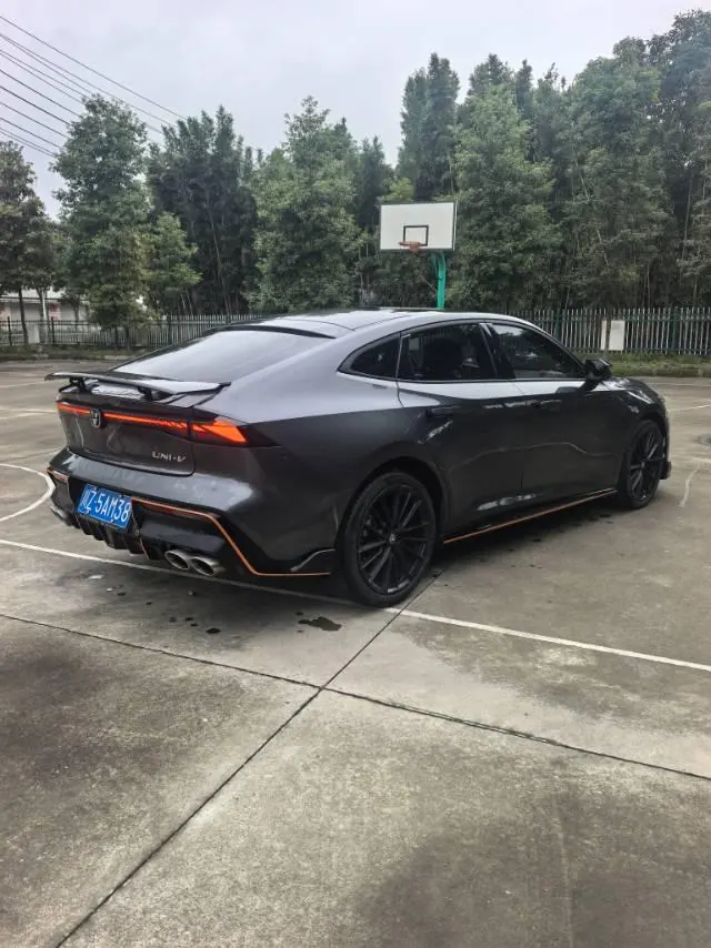 ChangAn 2022 UNI-V 1.5T Sports Edition Automatic 2