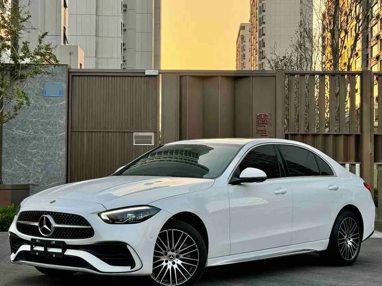 Mercedes Benz Class C 2026 C 200 L 48V 2.0T Sports Edition Automatic Gear - View 1