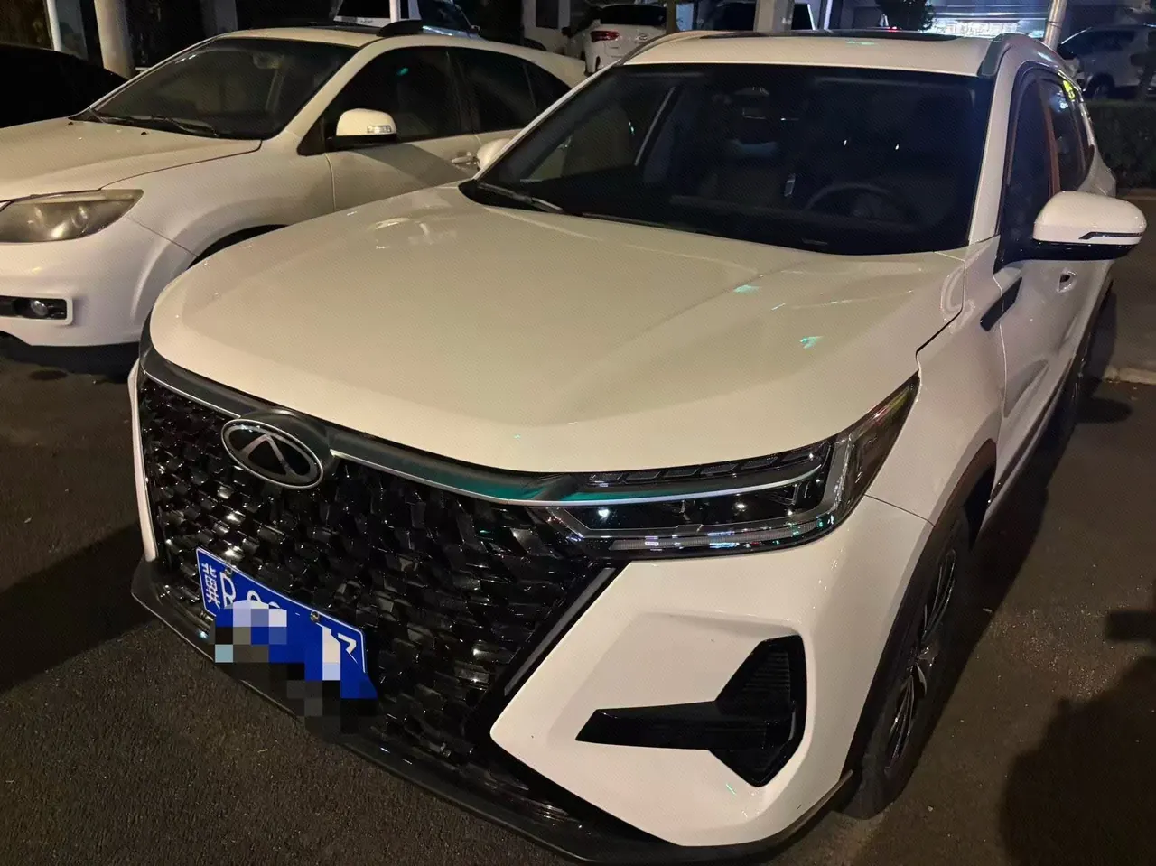 Chery 2024 Ruihu 8 PRO 1.6T 290T Champion Edition Two-wheel Drive Shining Edition 5-seat Automatic Gear - View 1