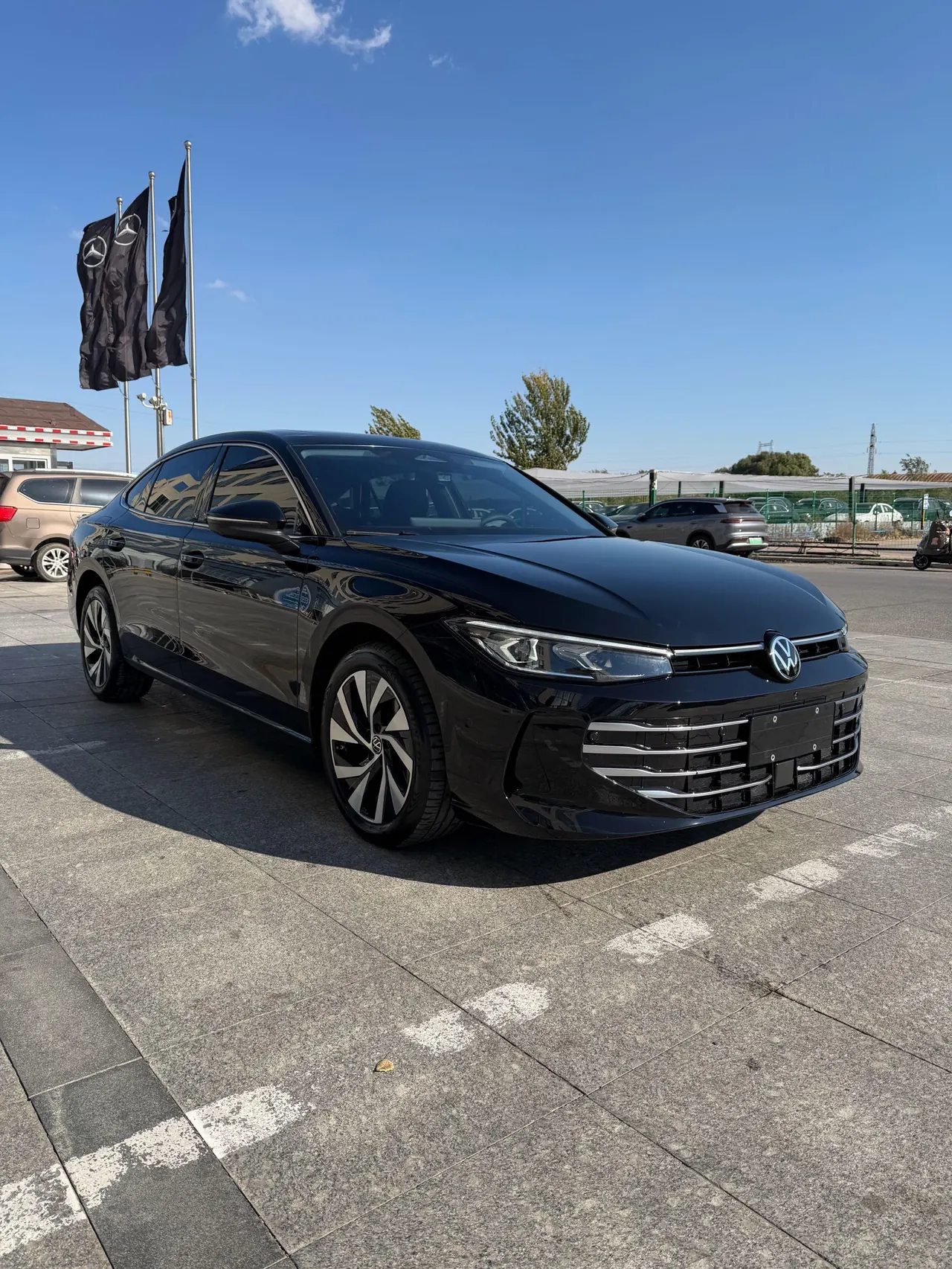 Volkswagen 2026 Passat Pro 2.0TSI 380TSI Longyun Edition Automatic Gear 3