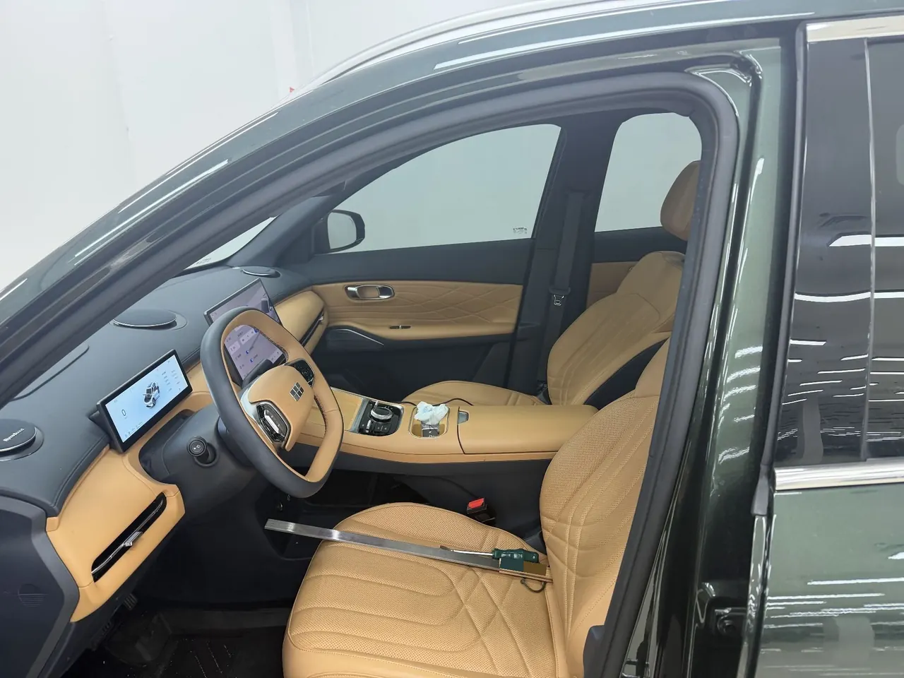 Geely Galaxy 2025 Starship 7 EM-i 1.5 120km Pilot Automatic Gear 5