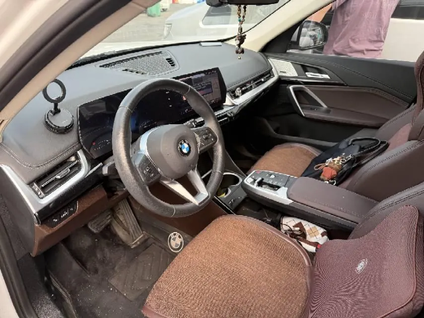 BMW 2024 X1 sDrive25Li 2.0T X design set automatic gear 3