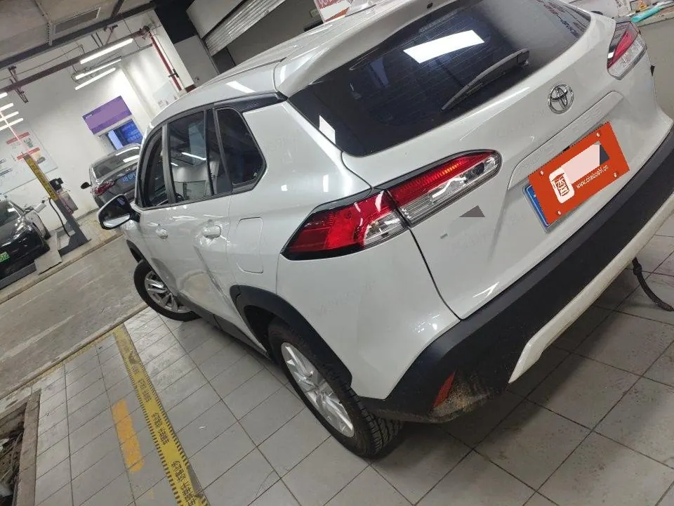 Toyota 2024 Corolla Cross 2.0 CVT Pioneer Edition, Automatic Transmission 6