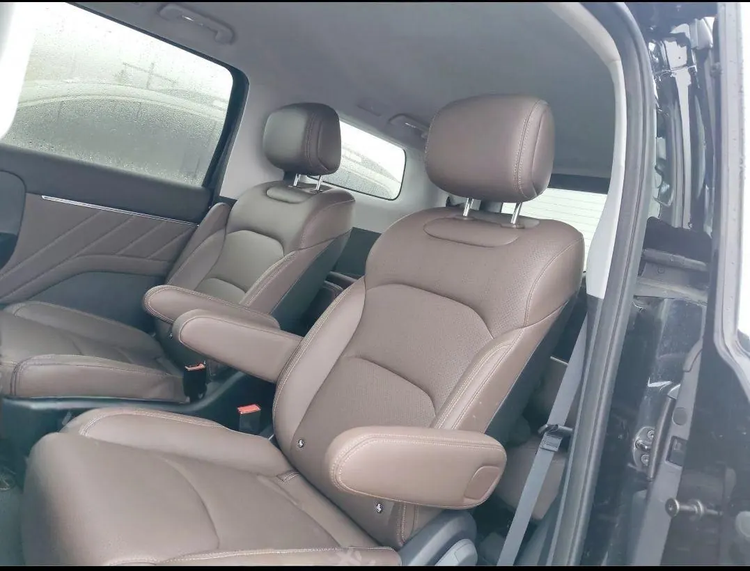 WuLing 2025 Starlight 730 1.5 Stepless 125km Luxury Automatic Transmission 4