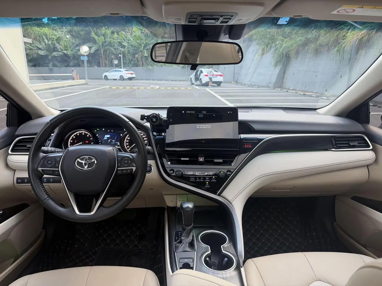 Toyota 2021 Camry 2.0G Stepless Deluxe Edition Automatic Gear 5