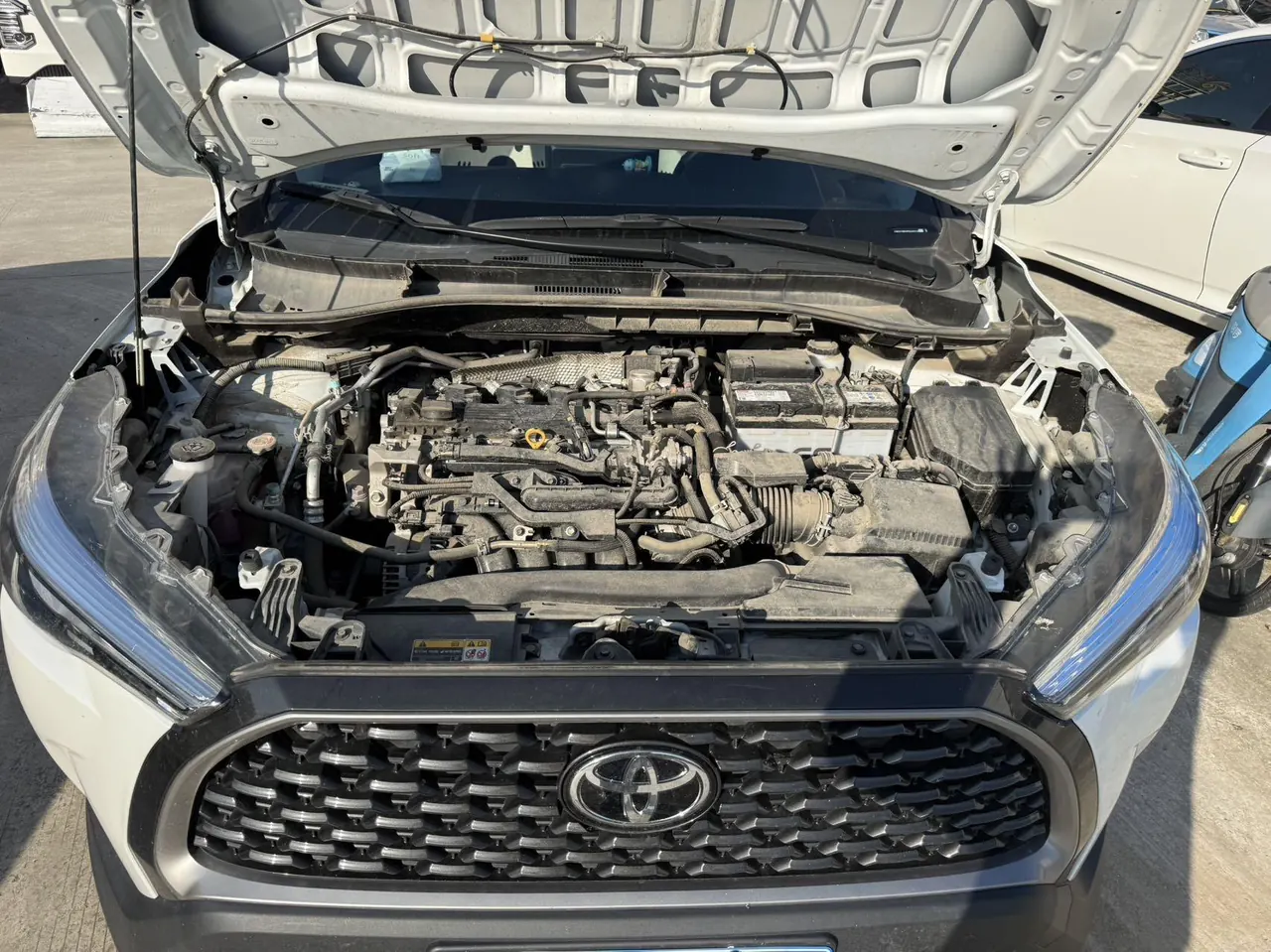 Toyota 2023 Corolla Sharp 2.0 Stepless Deluxe Edition Automatic Gear 3