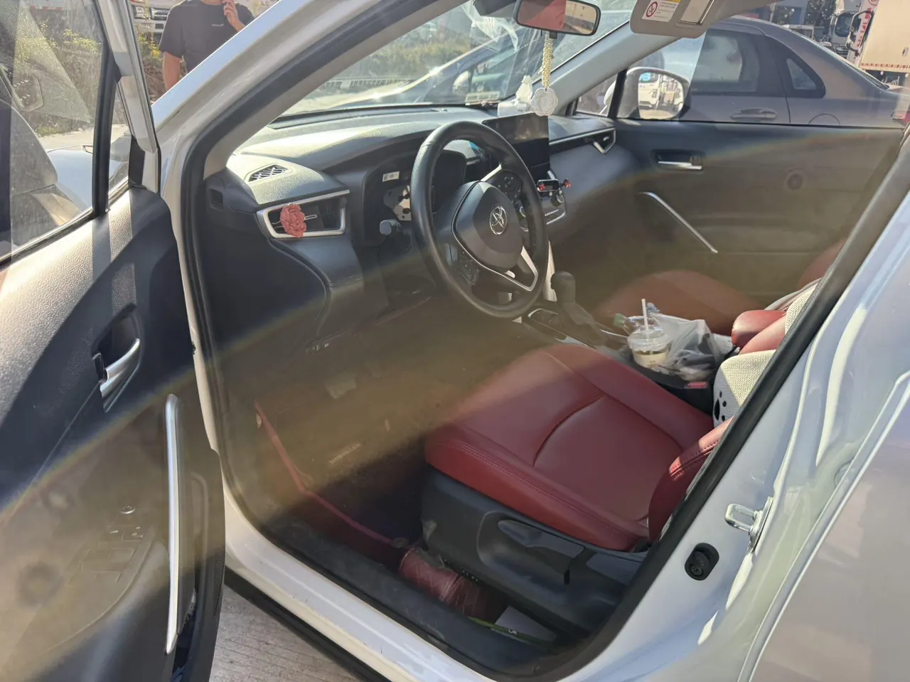 Toyota 2023 Corolla Sharp 2.0 Stepless Deluxe Edition Automatic Gear 4