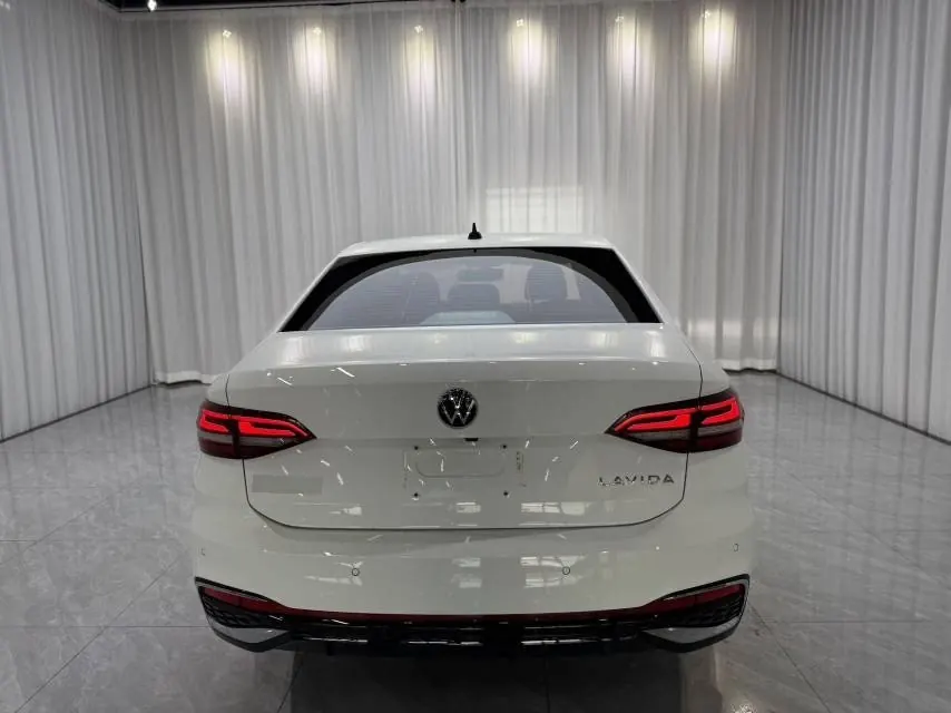 Volkswagen 2023 LaVida 1.5 Star 5 Million Edition Automatic Gear 7