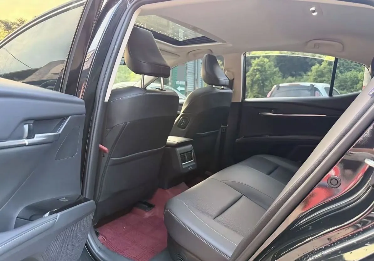 Toyota 2026 Camry Double Engine 2.0HSE Stepless Sports Lite Edition Automatic Gear 5