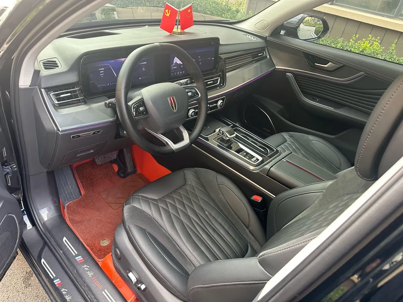 HongQi 2023 HS5 2.0T 4-wheel drive flag enjoy Pro version automatic gear 8