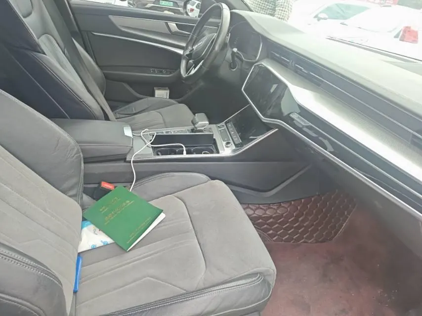 Audi 2022 A6L 2.0TFSI 45TFSI Selected Dynamic Automatic 5