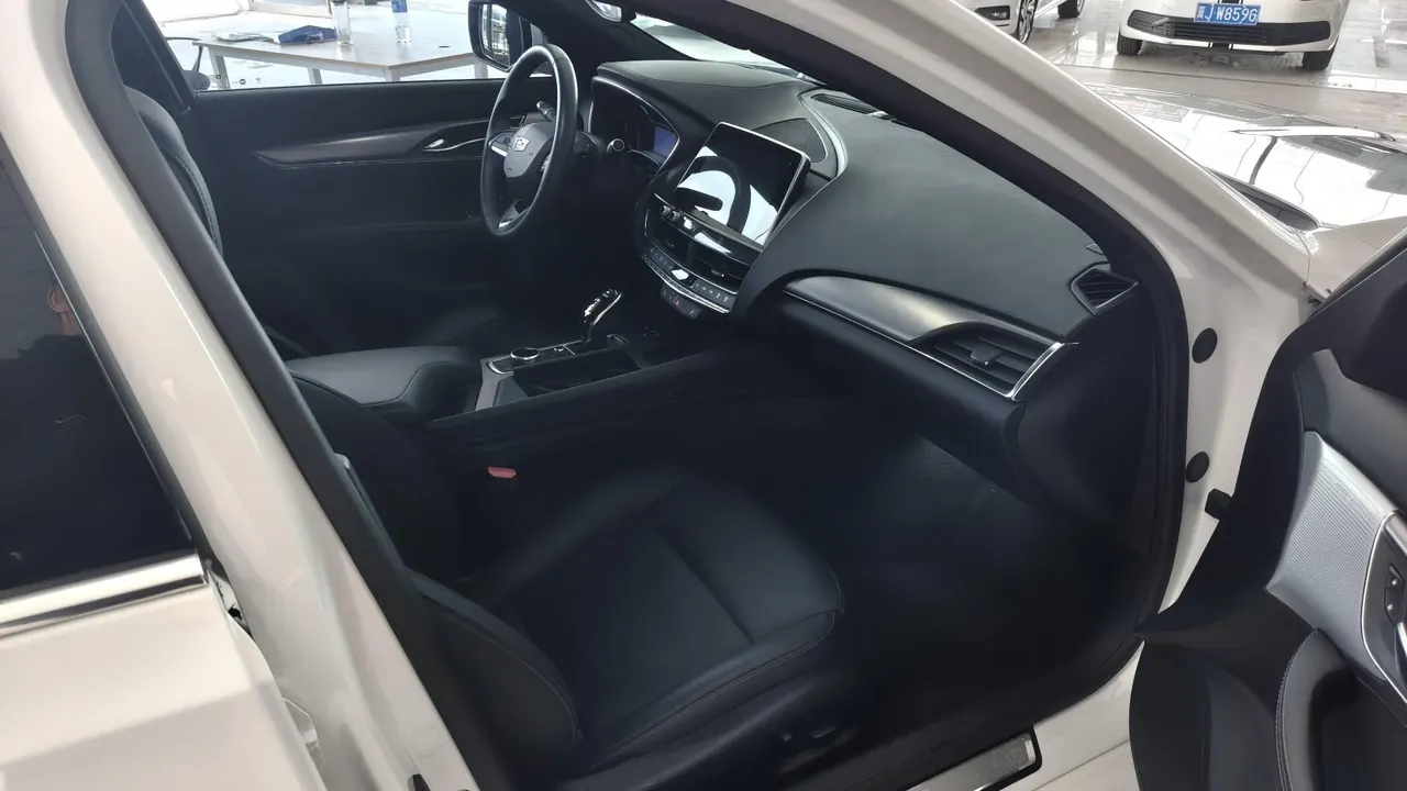 Cadillac 2020 CT5 2.0T 28T Luxury (Modified) Automatic Gear 4