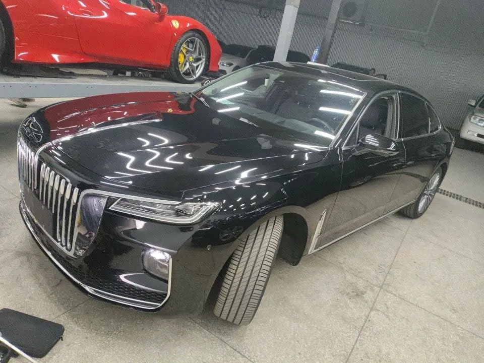 HongQi 2020 H9 48V 2.0T Zhilian Qi Chang Edition Automatic Gear - View 1