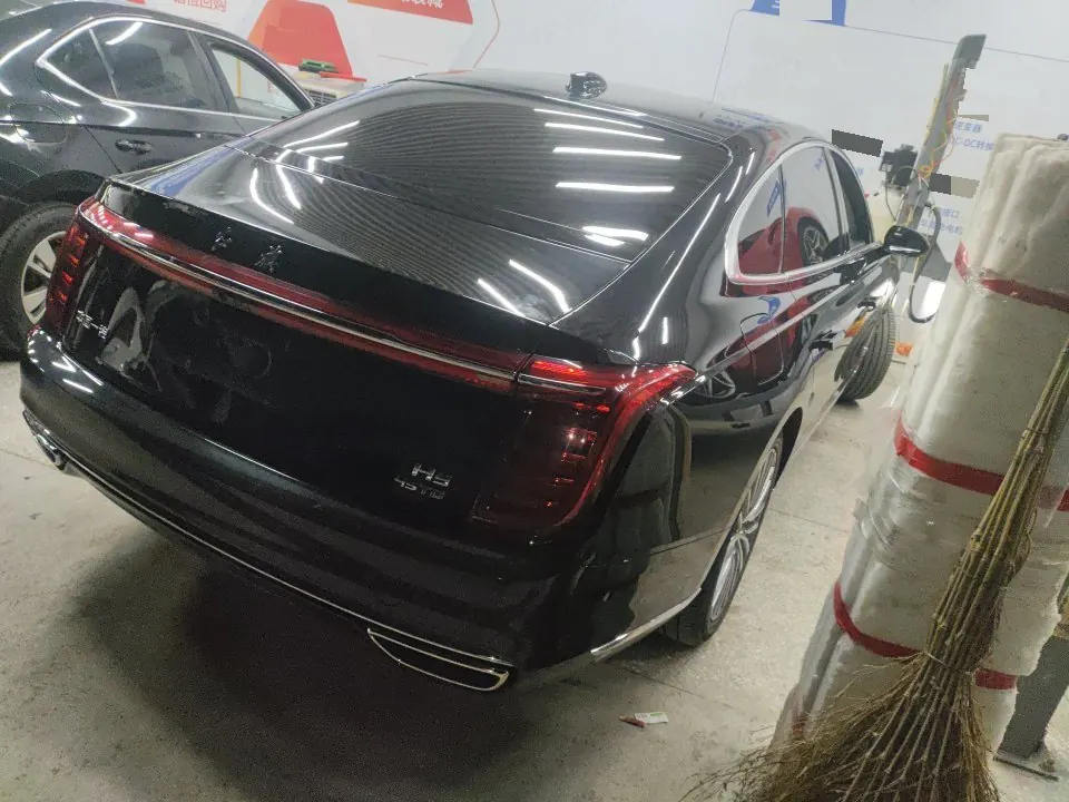 HongQi 2020 H9 48V 2.0T Zhilian Qi Chang Edition Automatic Gear 2