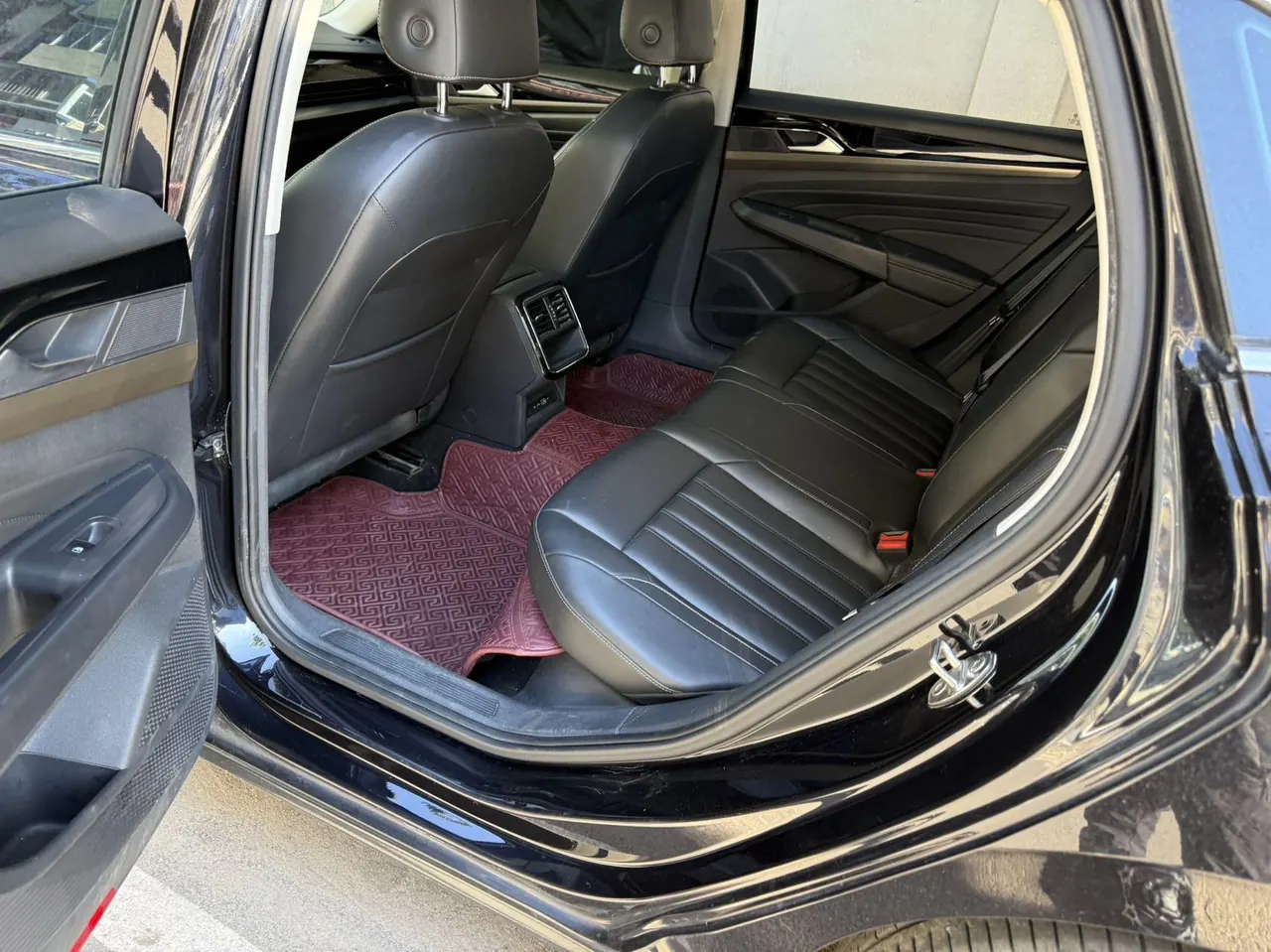 Volkswagen 2021 Passat 1.4TSI 280TSI Business Edition Automatic 3