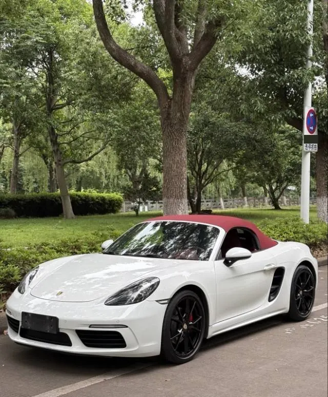 Porsche 718 (Imported) 2020 718 Boxer 2.0T Automatic 2