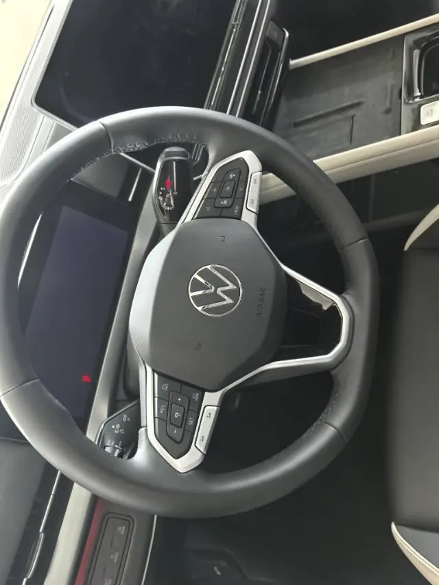Volkswagen 2026 Sagittarius L 1.5TSI 300TSI Luxury Automatic 5