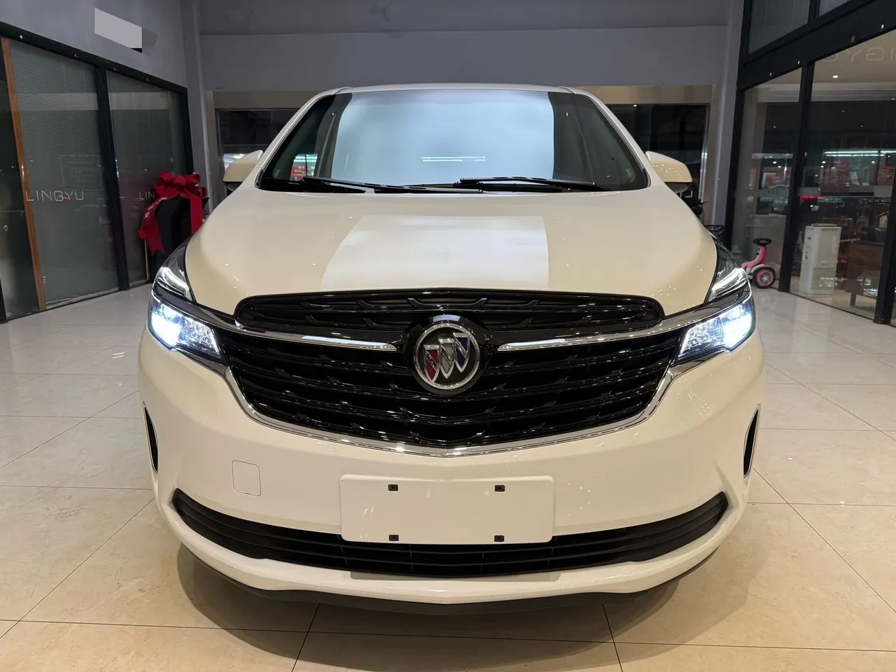 Buick 2021 GL8 Land Business Class 2.0T 652T Luxury Automatic Gear 2