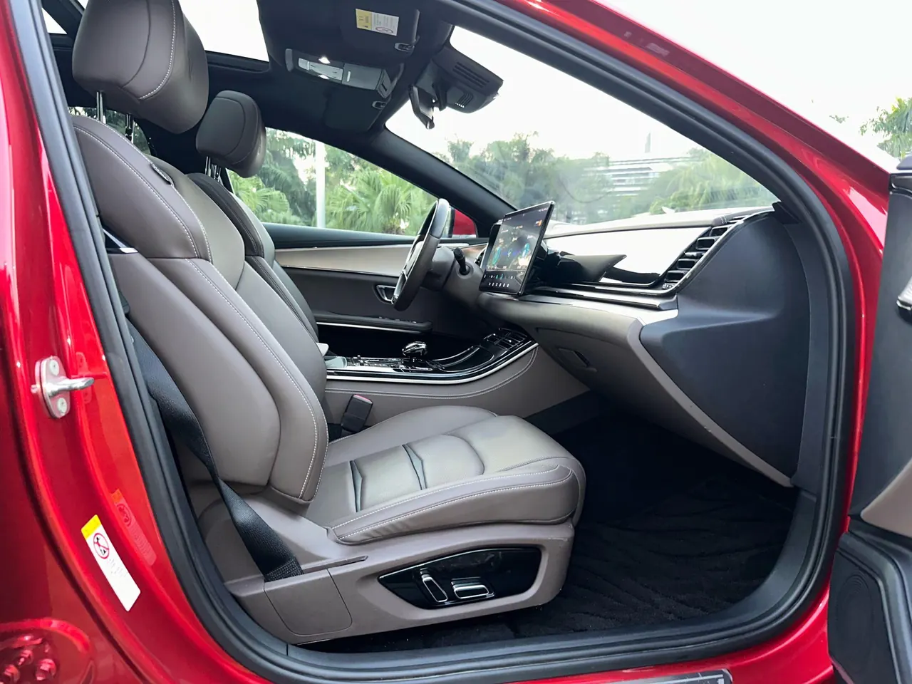 BYD 2020 Han DM 2.0T four-wheel drive performance version luxury automatic gear 17