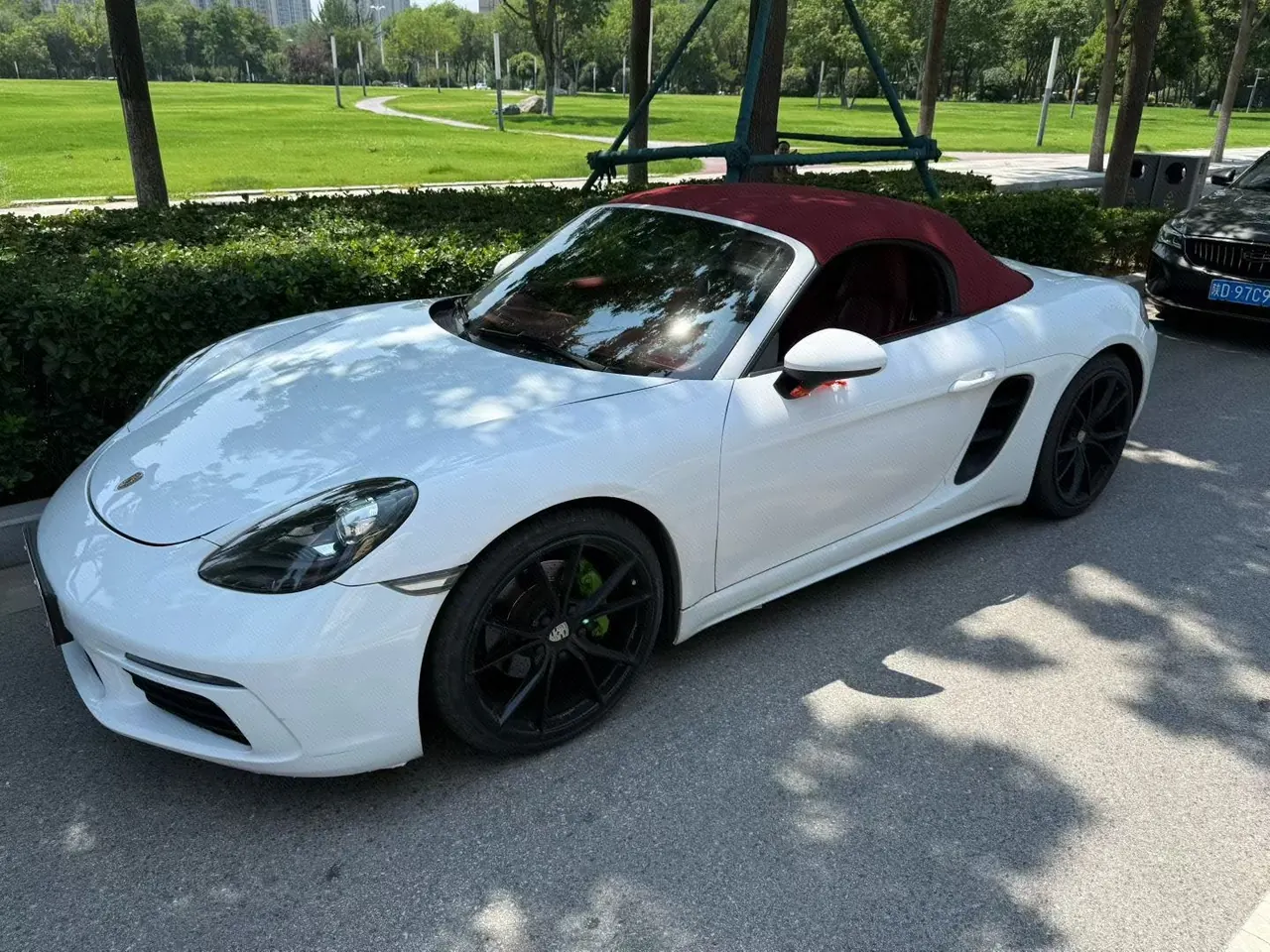 Porsche 718 (Imported) 2020 718 Boxer 2.0T Automatic - View 1