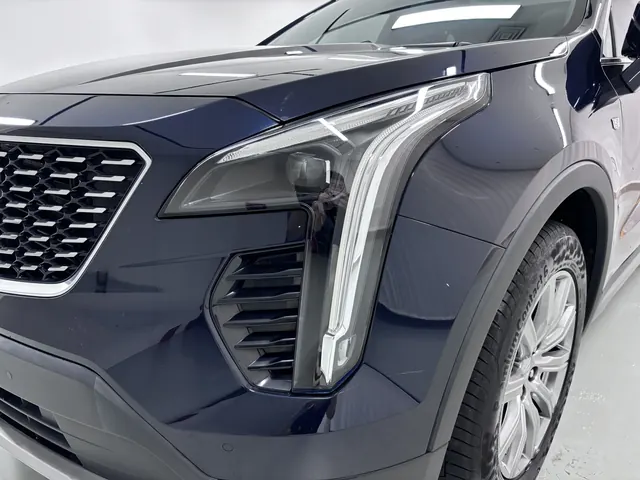 Cadillac 2021 XT4 2.0T 28T Two-Drive Leading Automatic Gear 15