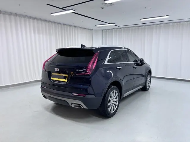 Cadillac 2021 XT4 2.0T 28T Two-Drive Leading Automatic Gear 6