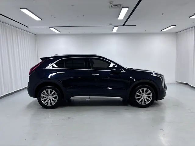 Cadillac 2021 XT4 2.0T 28T Two-Drive Leading Automatic Gear 8
