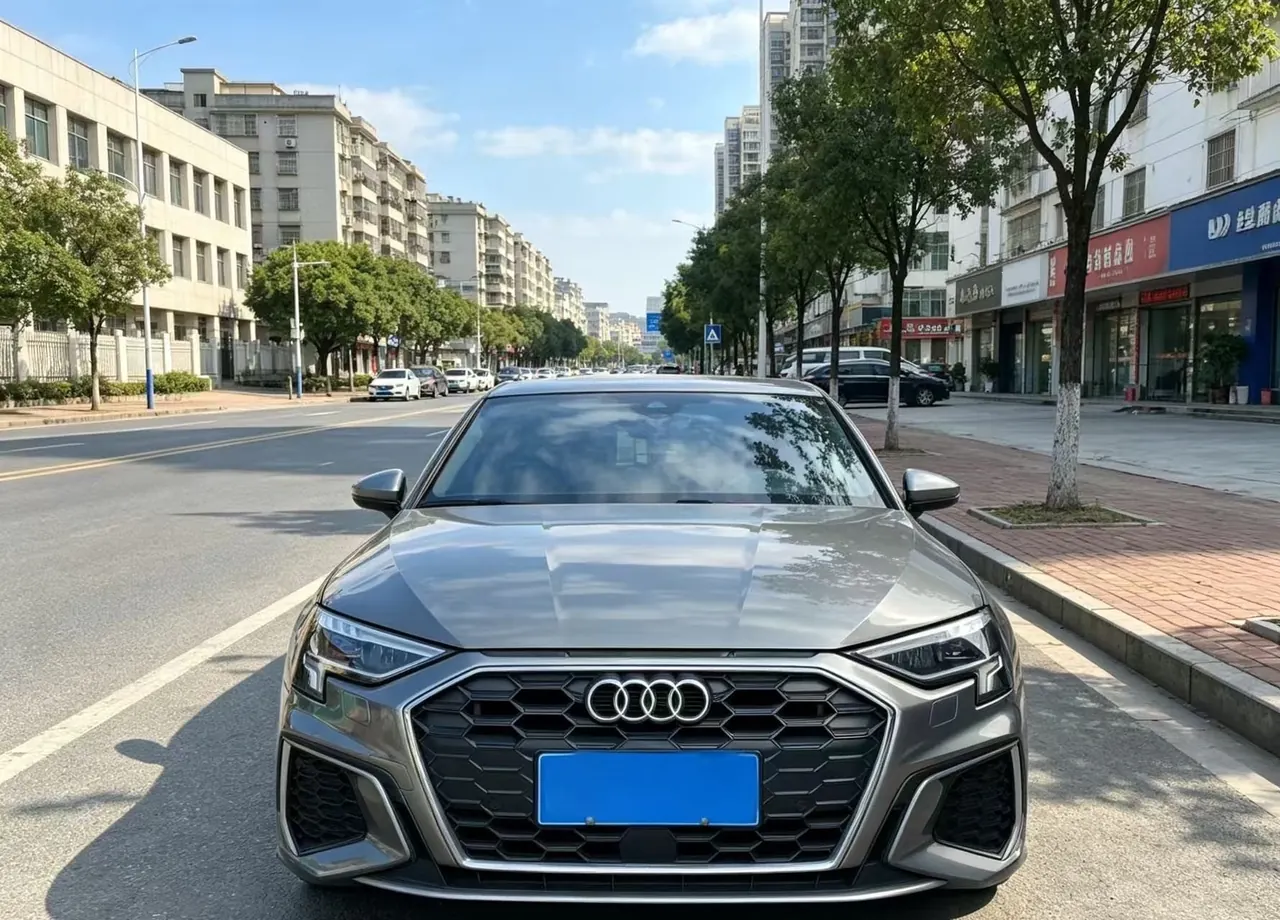 Audi 2021 A3L Limousine 1.4TFSI 35TFSI Fashion Sports Automatic 2