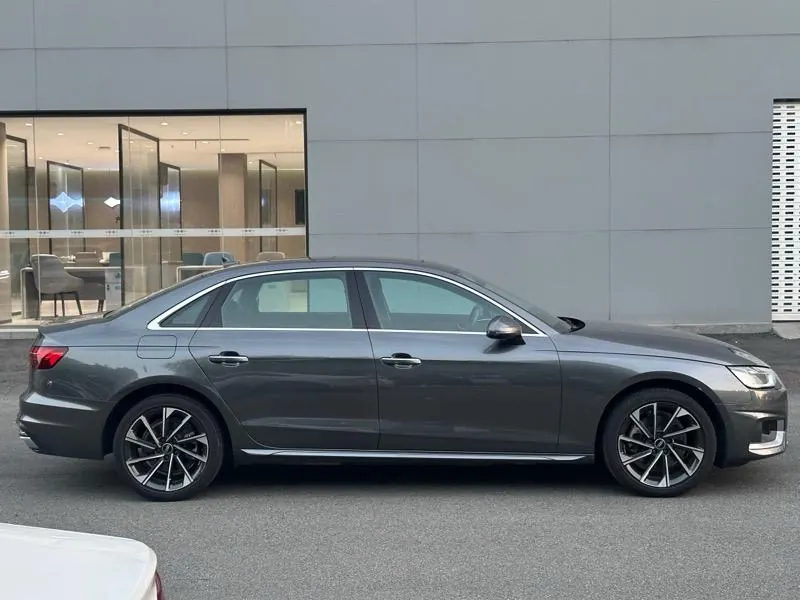 Audi 2023 A4L 2.0TFSI 40TFSI Fashion Dynamic Automatic 9