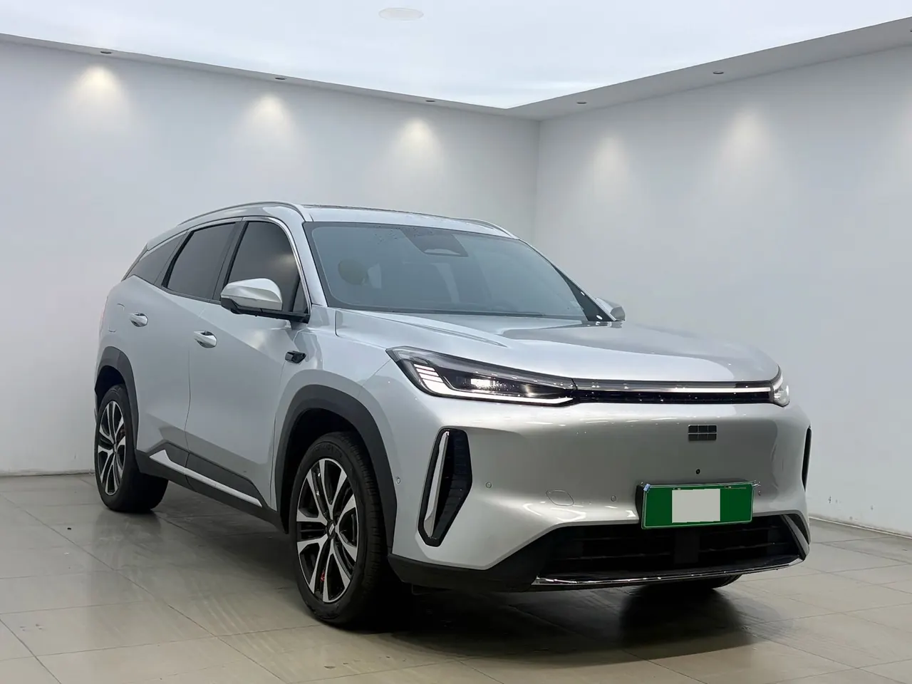 Geely Galaxy 2026 M7 Yuanhang Home 1.5 225km Discovery Edition Automatic Gear - View 1