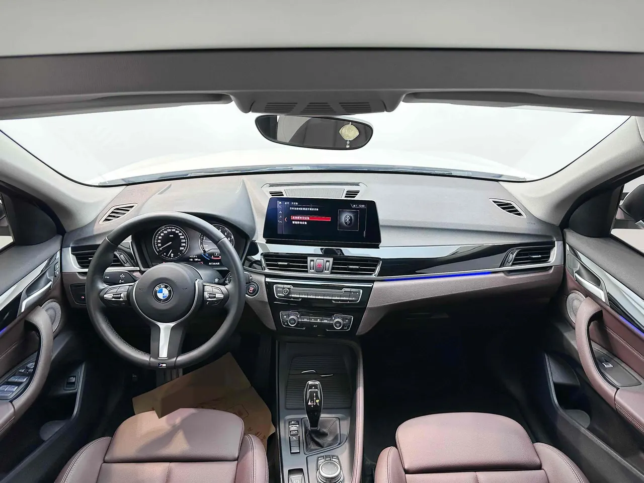 BMW 2021 X1 sDrive25Li 2.0T Leading Automatic Gear 2