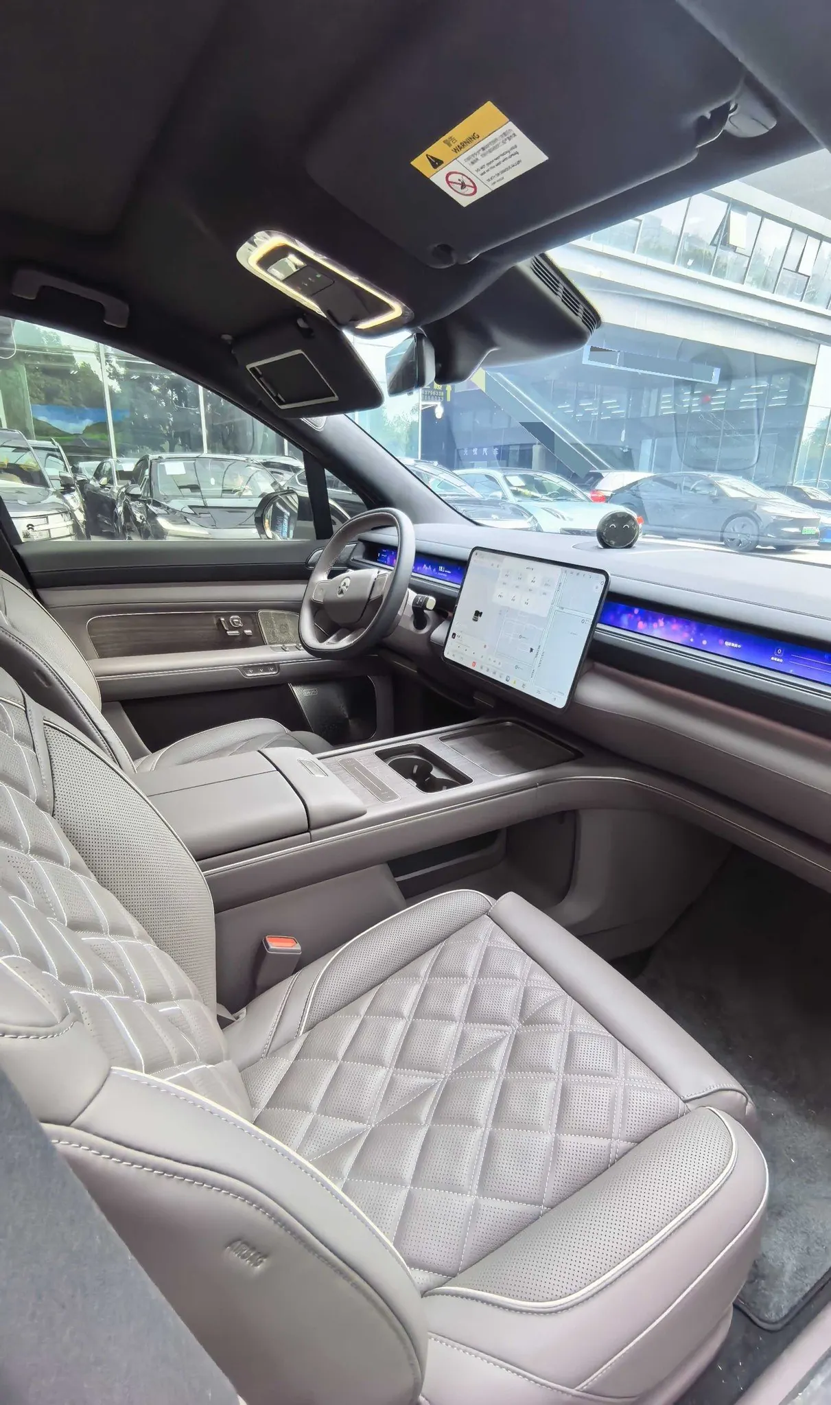 NIO 2026 ES8 6-seat executive deluxe automatic gear 5
