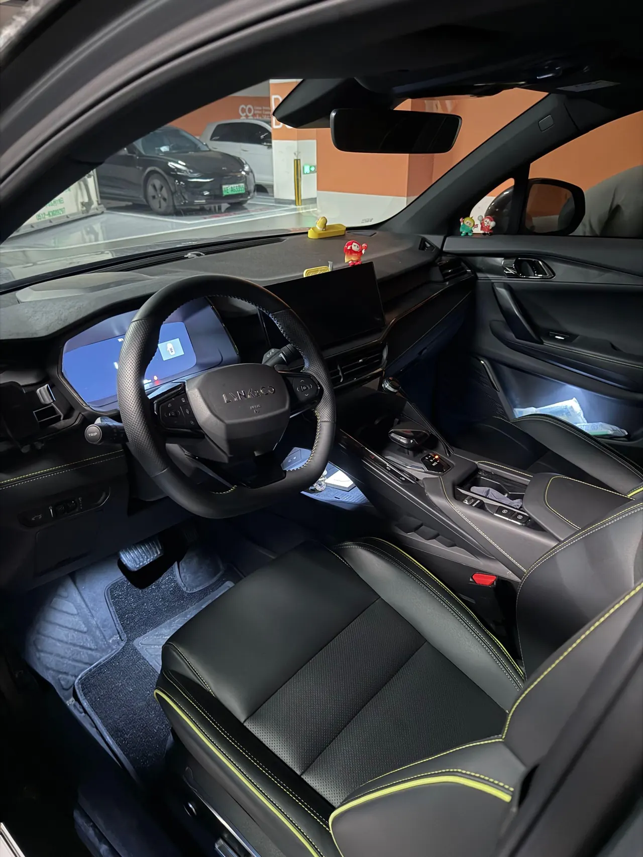 LYNK&amp;CO 2023 LYNK&amp;CO 06 1.5T Remix Jin Halo automatic gear 3