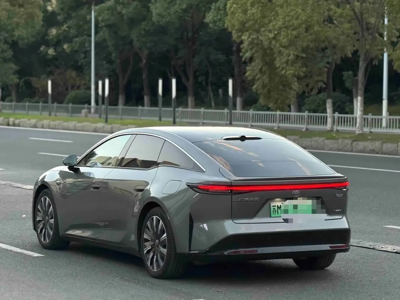 Toyota 2026 Platinum Intelligence 7 710 Ultra Laser Radar Edition Automatic Gear 4