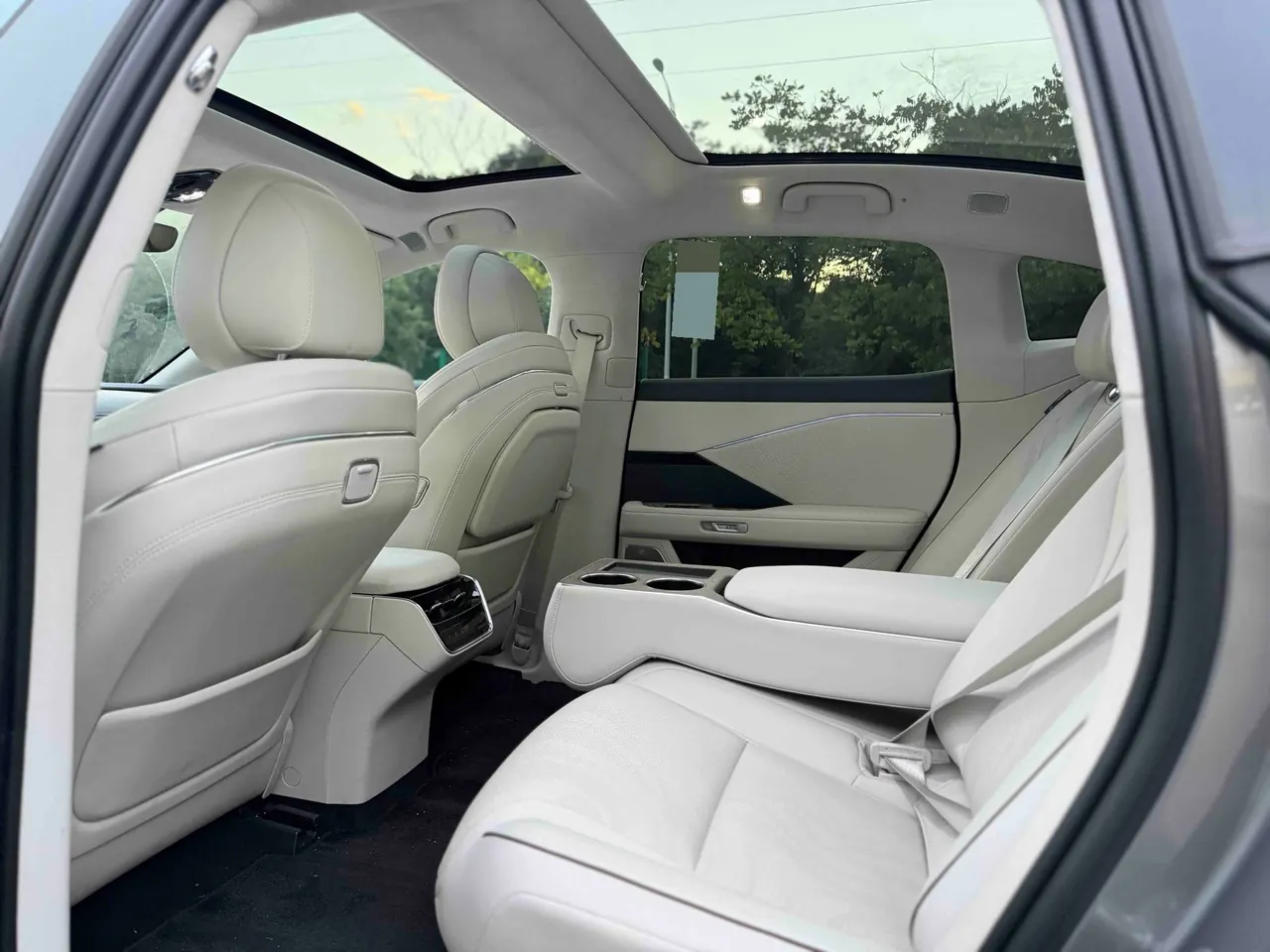 Toyota 2026 Platinum Intelligence 7 710 Ultra Laser Radar Edition Automatic Gear 6