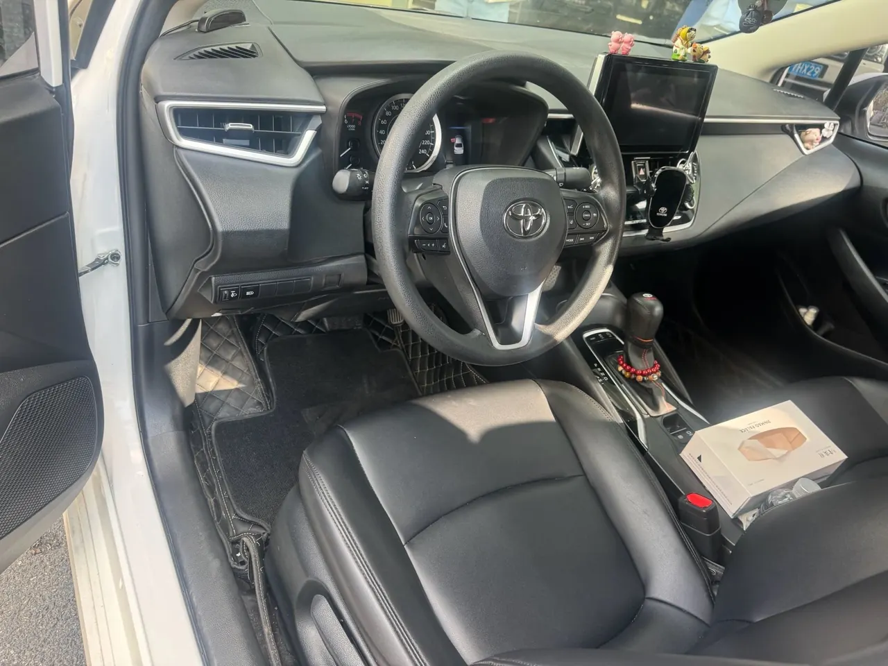 Toyota 2021 corolla 1.2T stepless elite PLUS version of automatic gear 6