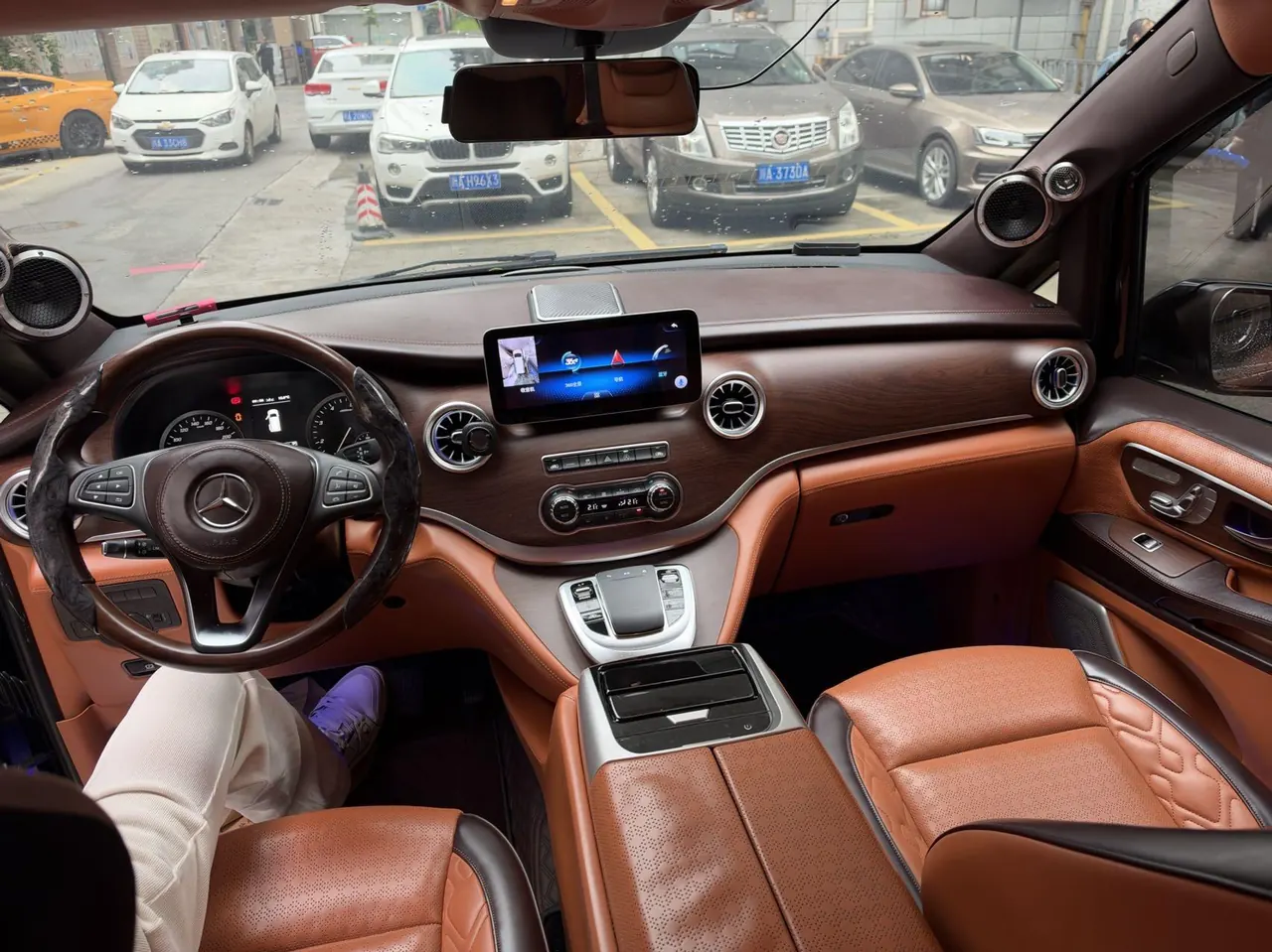 Mercedes Benz 2021 Vito 2.0T Business Edition 7-seat Automatic Gear 7