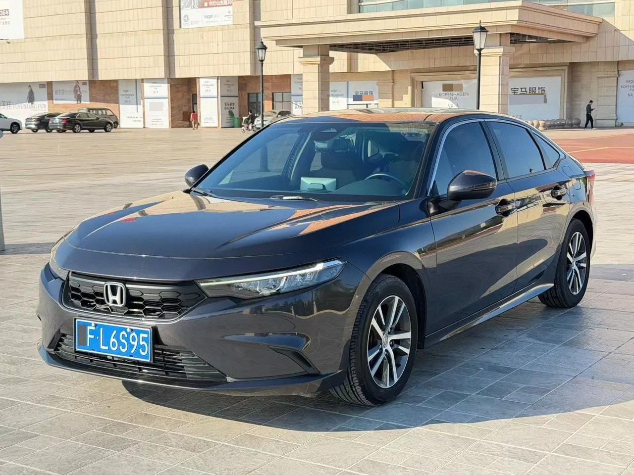 Honda 2023 model grid 1.5T stepless 240TURBO technology edition automatic gear - View 1