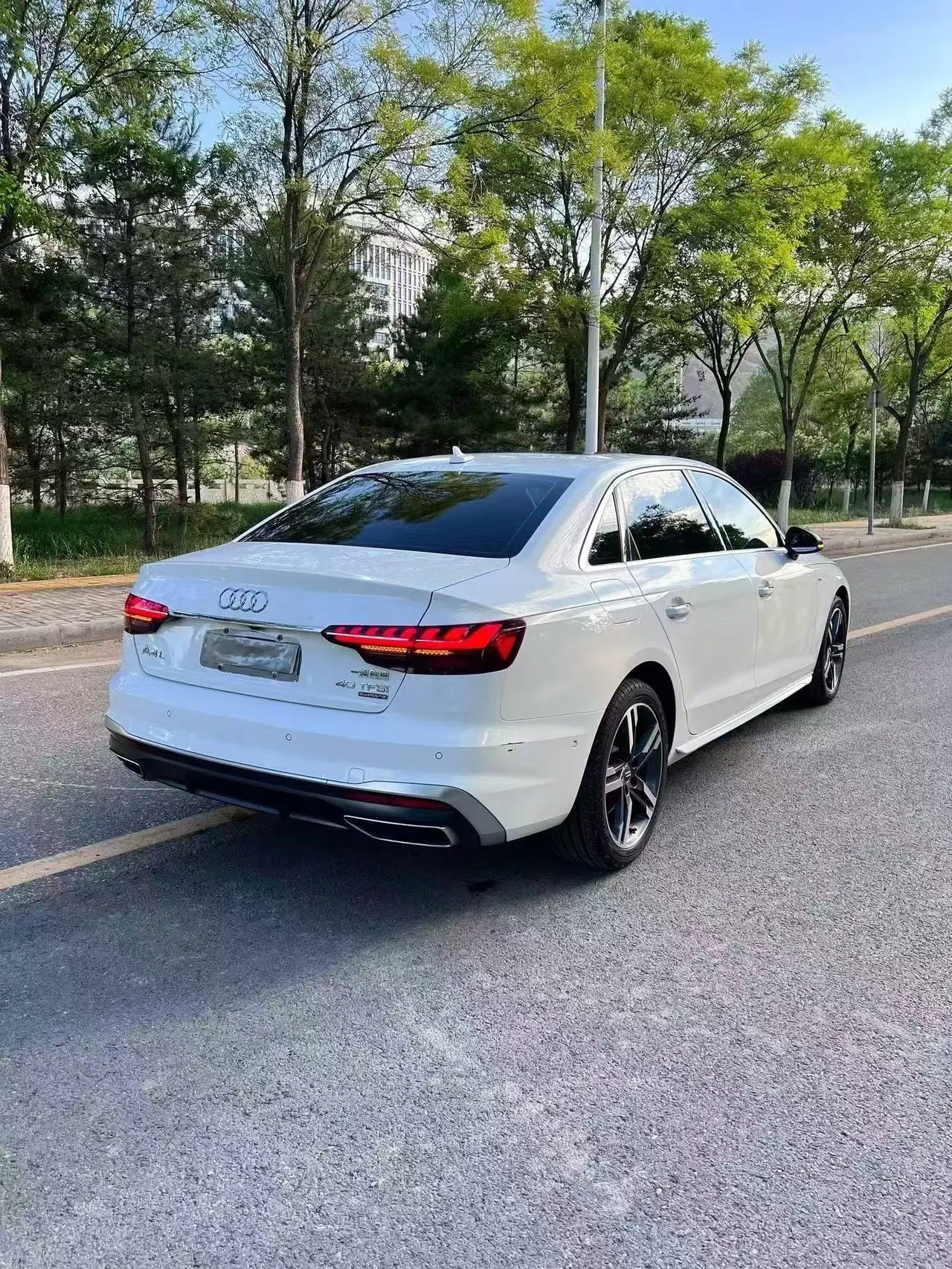 Audi 2020 A4L 2.0TFSI 35TFSI Fashion Dynamic Automatic 6