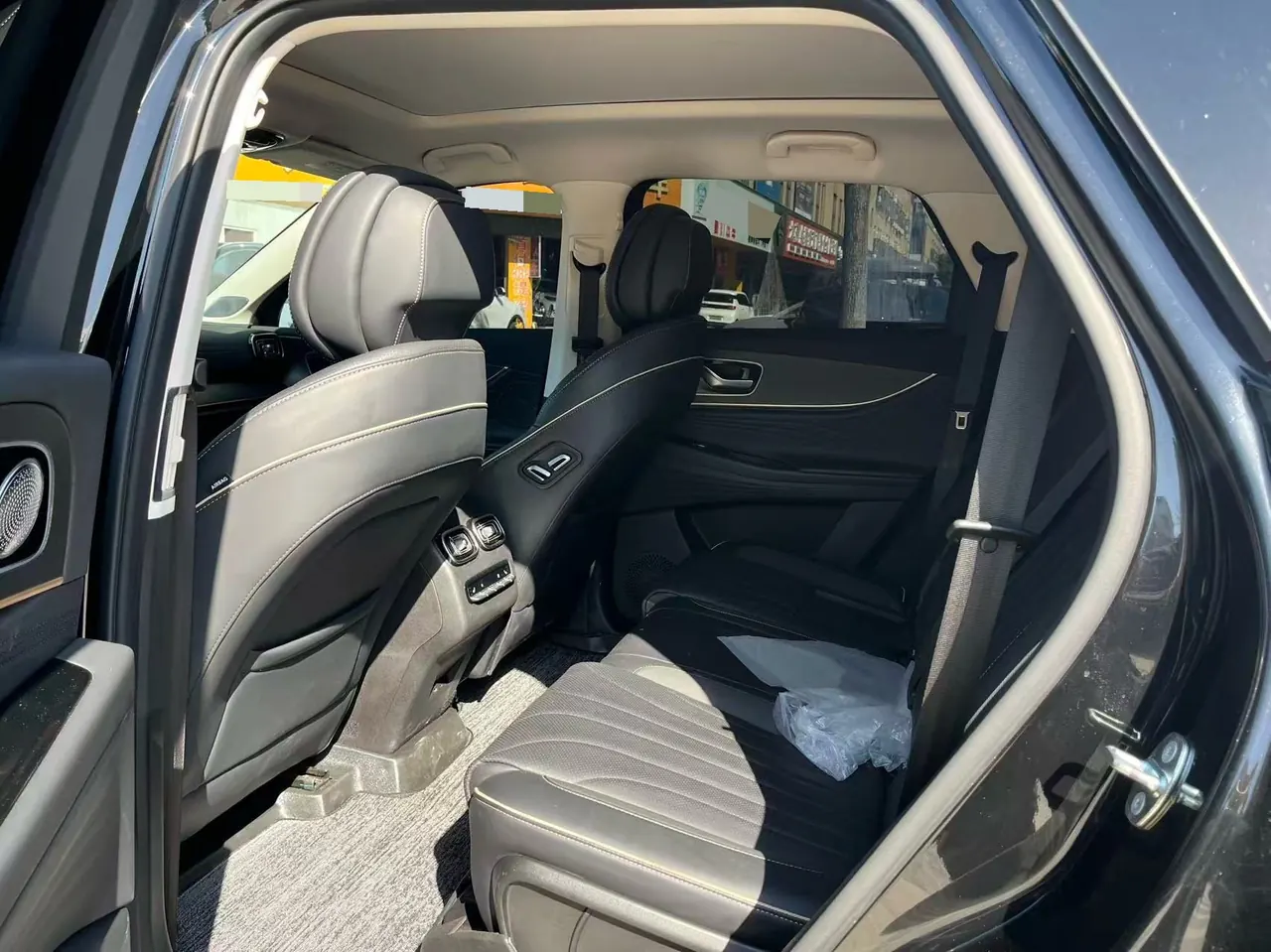 Chery 2023 Ruihu 9 2.0T Two-Drive Deluxe Edition 7-seat Automatic Gear 8