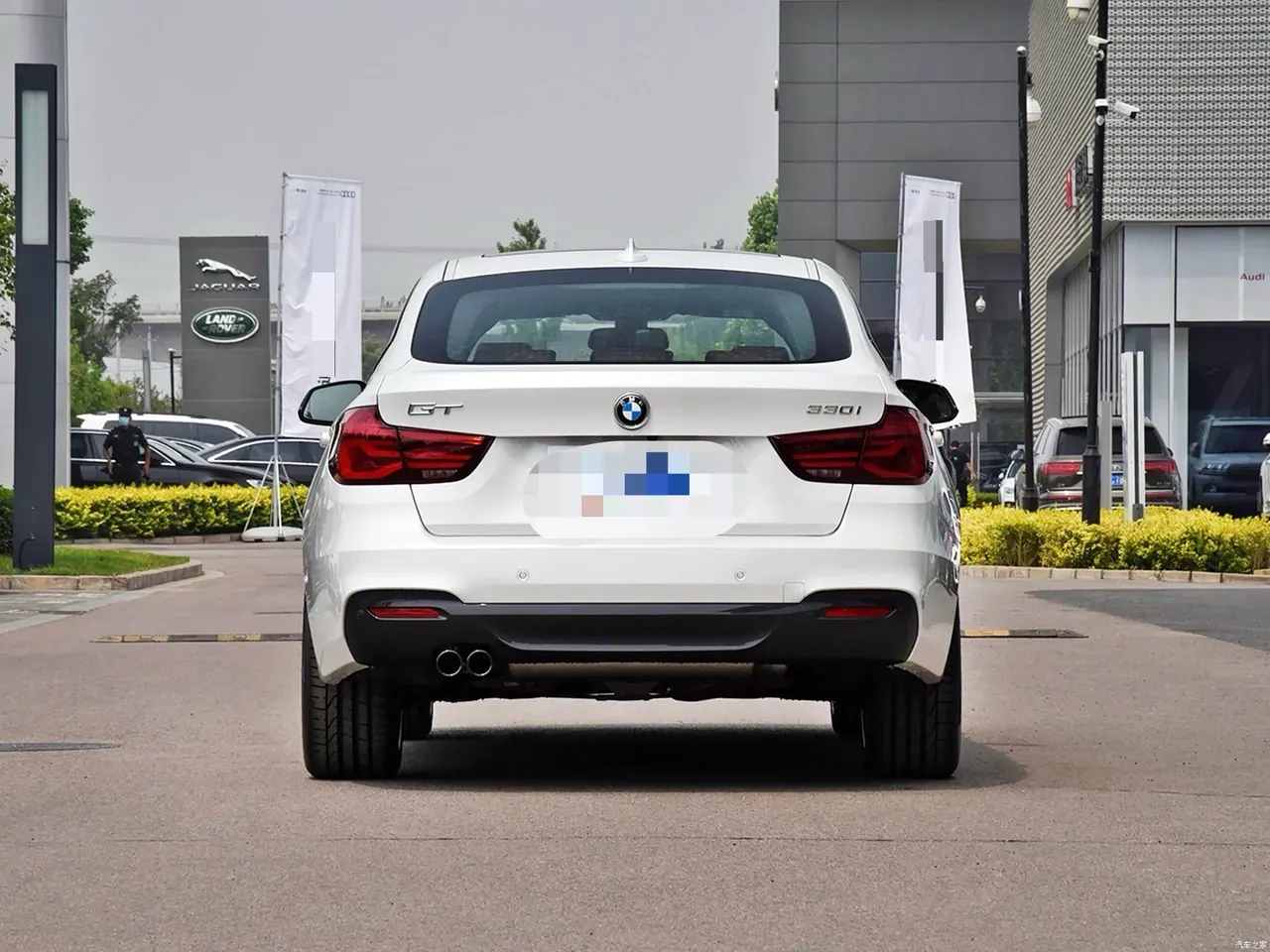 BMW 3 Series GT (Imported) 2020 GT 320i 2.0T M Sports Obsidian Night Edition Automatic Gear 4