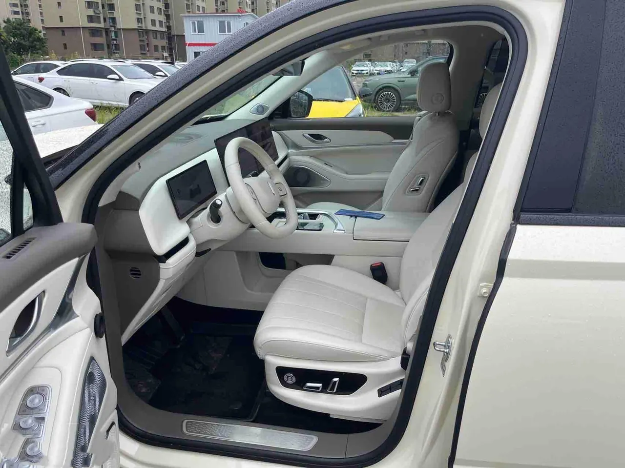 WEY 2026 Blue Mountain DHT 1.5T Intelligent Advanced Edition Four-wheel Drive Max Automatic Gear 2